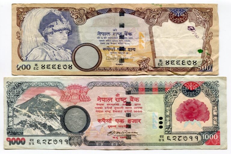 नगद पैसामै निर्भर प्रणालीको कारण लुटपाट: प्रहरी बनेर नगद लुट्ने घटनाले गम्भीर प्रश्न उठायो