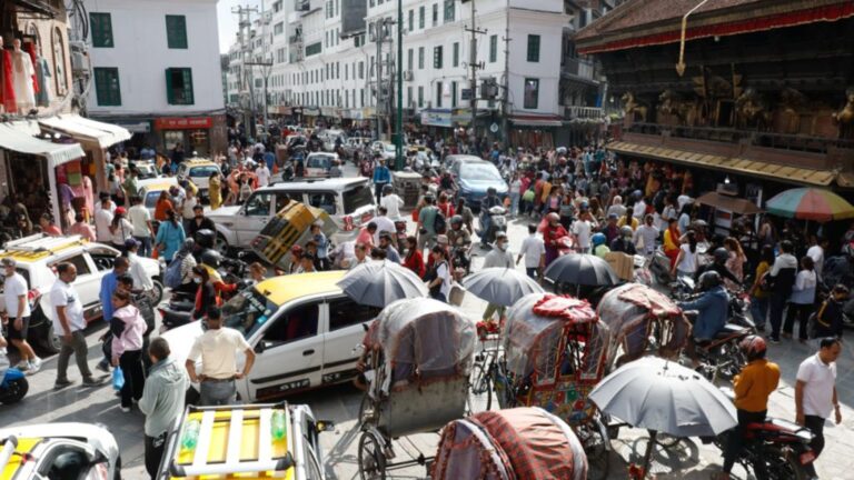 आर्थिक गतिविधि बढेको कि देखावटी सुधार मात्र ?