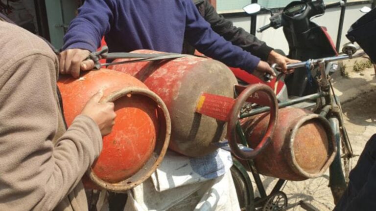 अनावश्यक रूपमा इन्धन र ग्यास भण्डारण गर्नेलाई कारबाही चेतावनी