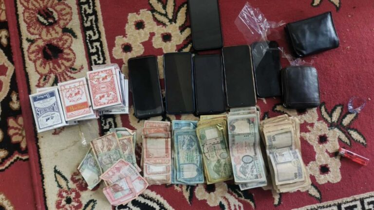 जुवाको खालबाट ६ जना पक्राउ नोटकै कारणले भएको अपराध