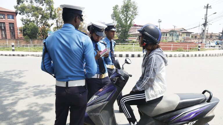 १७ सयभन्दा बढी चालक कारबाही, लाखौं राजस्व उठ्यो: तर कति रकम लुक्यो?